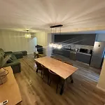 Esmeralda House Com Garagem Privada 布拉加