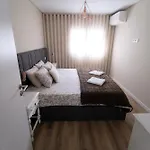 Διαμέρισμα Esmeralda House Com Garagem Privada Μπράγκα