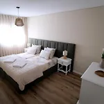 Esmeralda House Com Garagem Privada * Μπράγκα