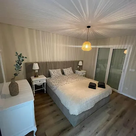 Esmeralda House Com Garagem Privada Apartamento Braga
