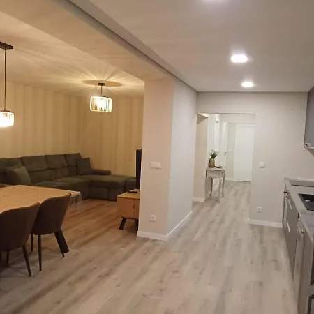 Apartamento Esmeralda House Com Garagem Privada *