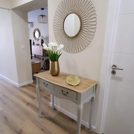 Esmeralda House Com Garagem Privada شقة براغا