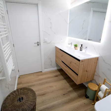 Appartamento Esmeralda House Com Garagem Privada