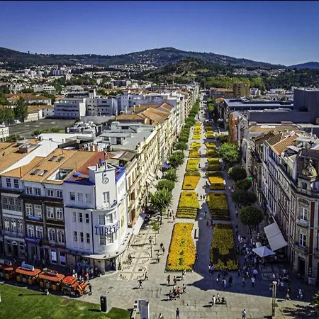 Esmeralda House Com Garagem Privada Appartamento Braga