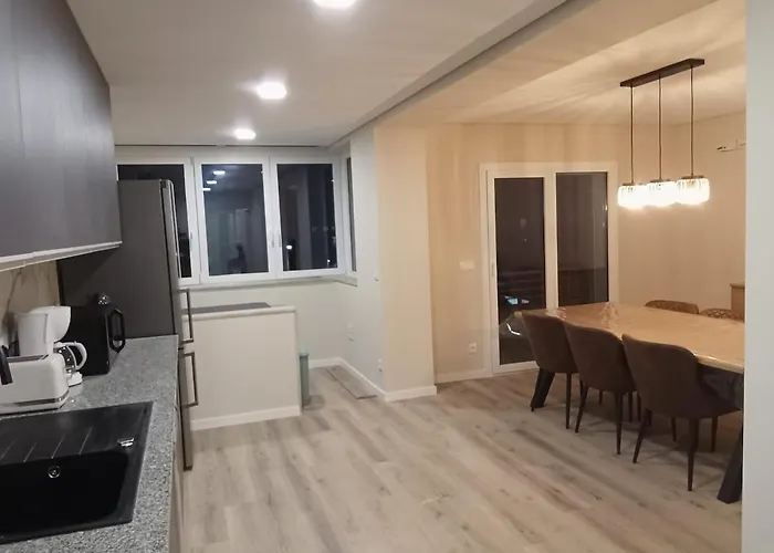 Esmeralda House Com Garagem Privada * Braga